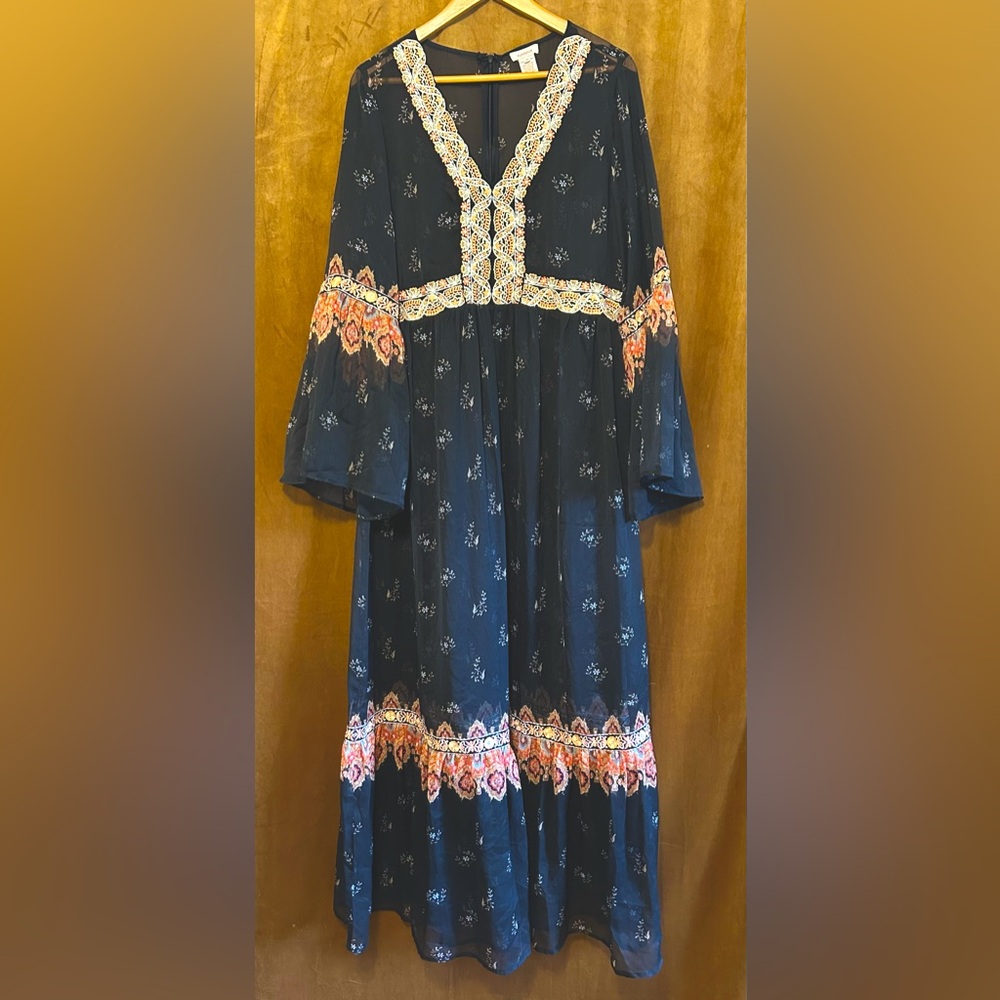 Sundance size 14 Sheer Long Sleeved Boho Dress